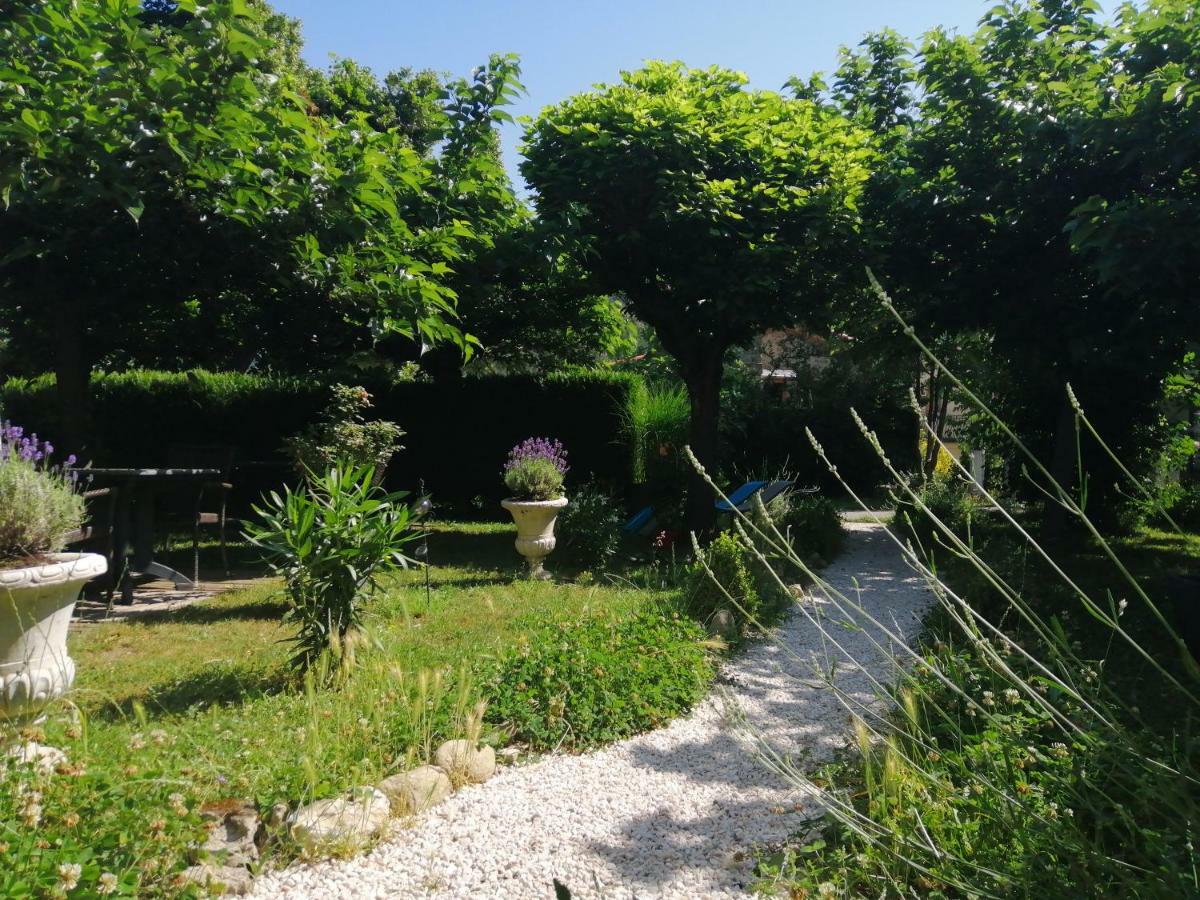 La Mirabelle-Casteil Country House Guest House Екстериор снимка