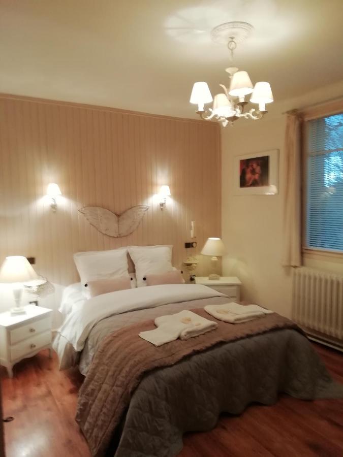 La Mirabelle-Casteil Country House Guest House Екстериор снимка