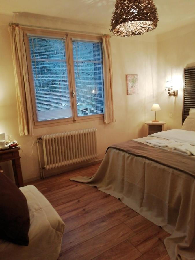 La Mirabelle-Casteil Country House Guest House Екстериор снимка